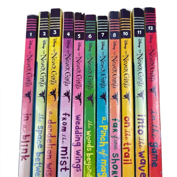 (12) Disney The Never Girls Book Bundle 12 Books - Picture 3 of 16